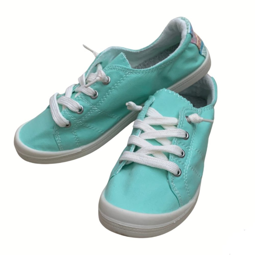 NWT Comfort Sneaker - Turquoise